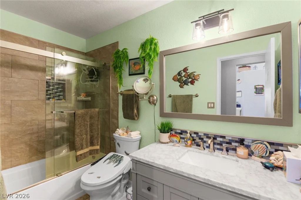 1917 Camino Carlos Rey, North Las Vegas, NV 89031