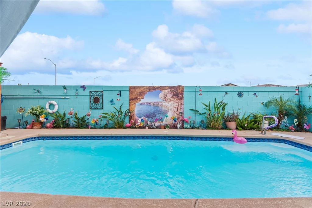 1917 Camino Carlos Rey, North Las Vegas, NV 89031