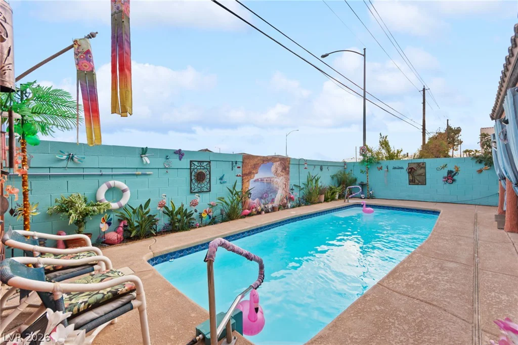 1917 Camino Carlos Rey, North Las Vegas, NV 89031