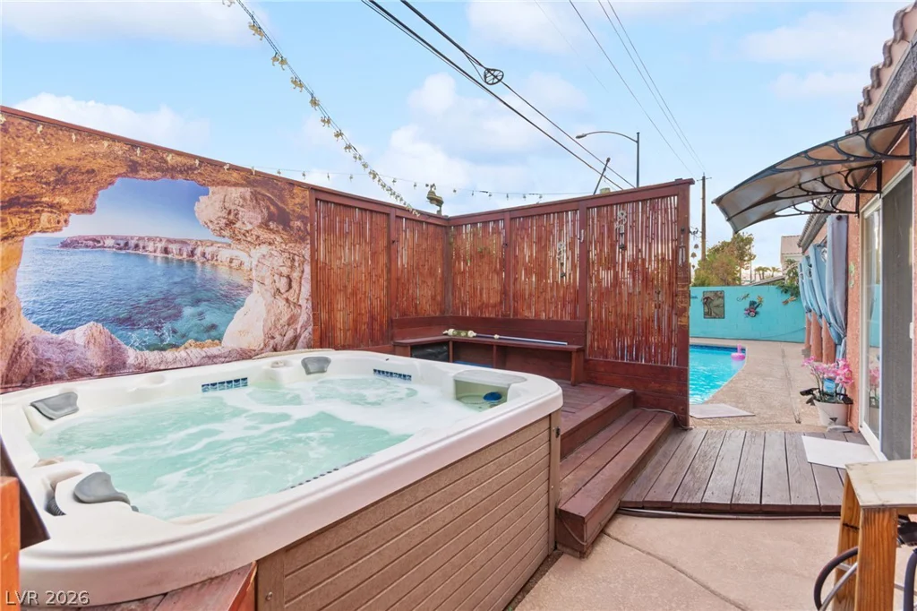 1917 Camino Carlos Rey, North Las Vegas, NV 89031