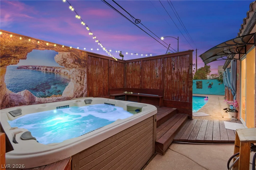 1917 Camino Carlos Rey, North Las Vegas, NV 89031
