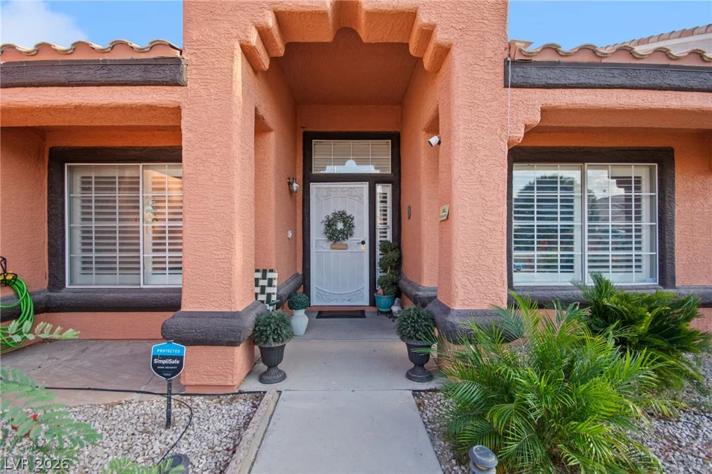 1917 Camino Carlos Rey, North Las Vegas, NV 89031