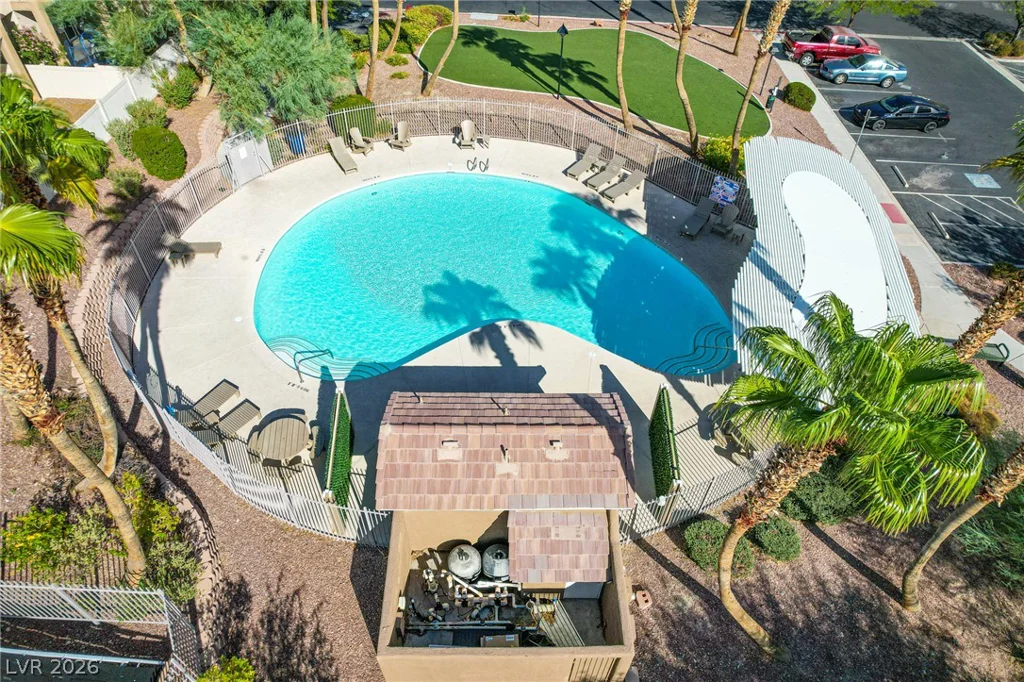 9068 Bushy Tail, Las Vegas, NV 89149