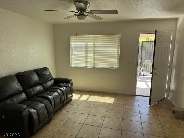 1620 Cordoba, Las Vegas, NV 89108