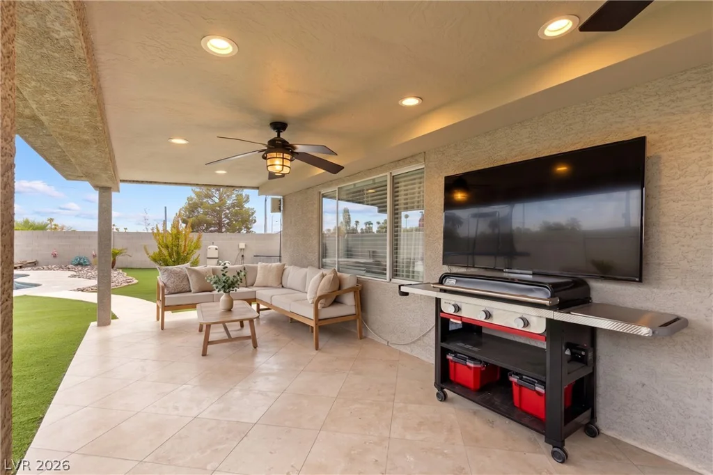 826 Samoy, Las Vegas, NV 89110