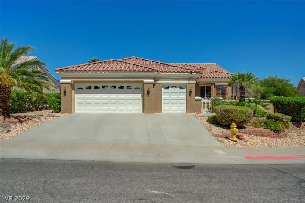 10608 Sky Meadows, Las Vegas, NV 89134