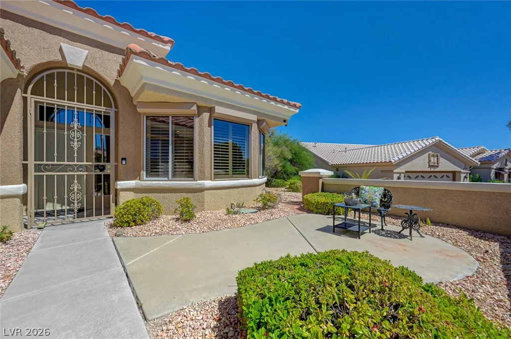 10608 Sky Meadows, Las Vegas, NV 89134