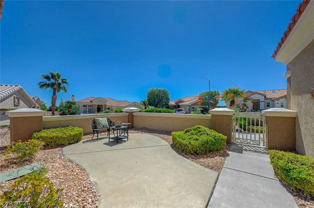 10608 Sky Meadows, Las Vegas, NV 89134