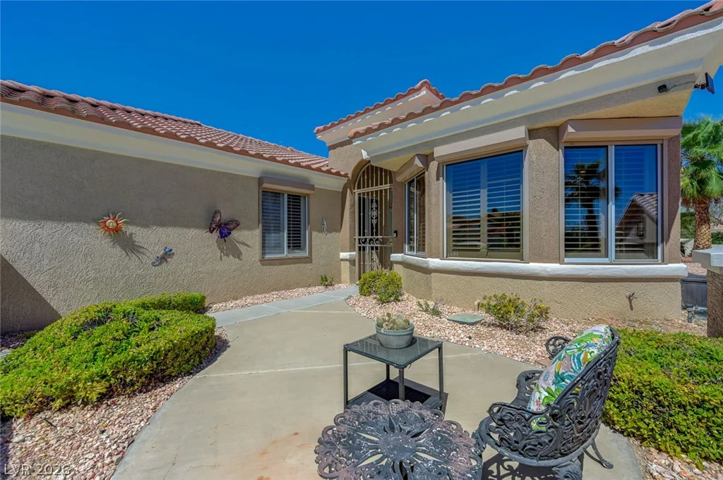 10608 Sky Meadows, Las Vegas, NV 89134