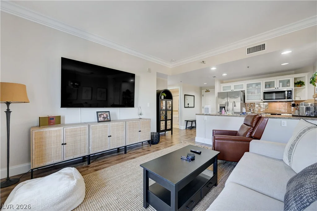 30 Strada Di Villaggio, Henderson, NV 89011