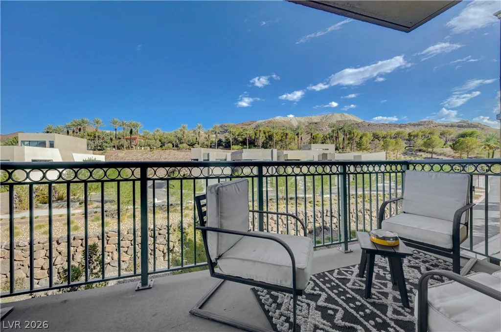 30 Strada Di Villaggio, Henderson, NV 89011