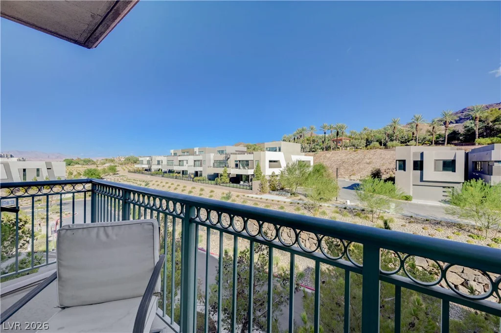 30 Strada Di Villaggio, Henderson, NV 89011