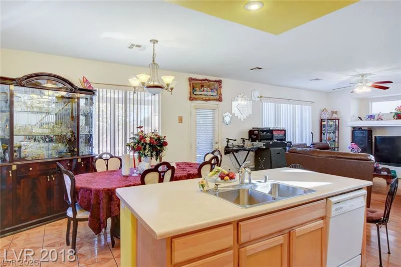 5938 Willis, North Las Vegas, NV 89031