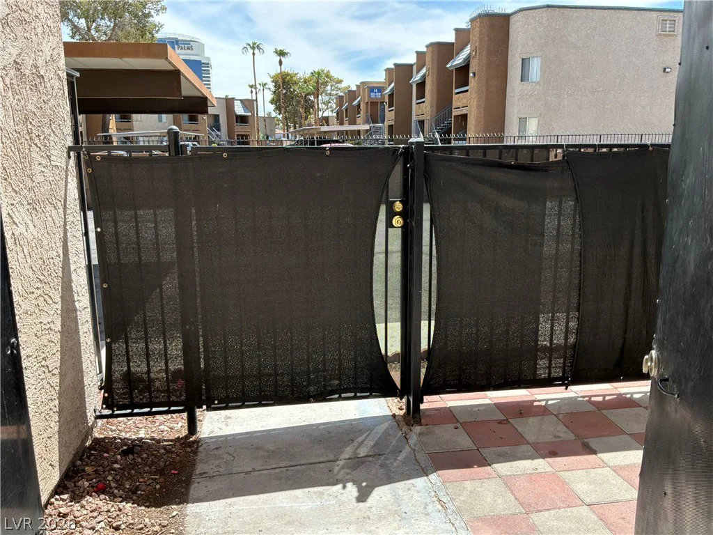 4195 Mississippi, Las Vegas, NV 89103