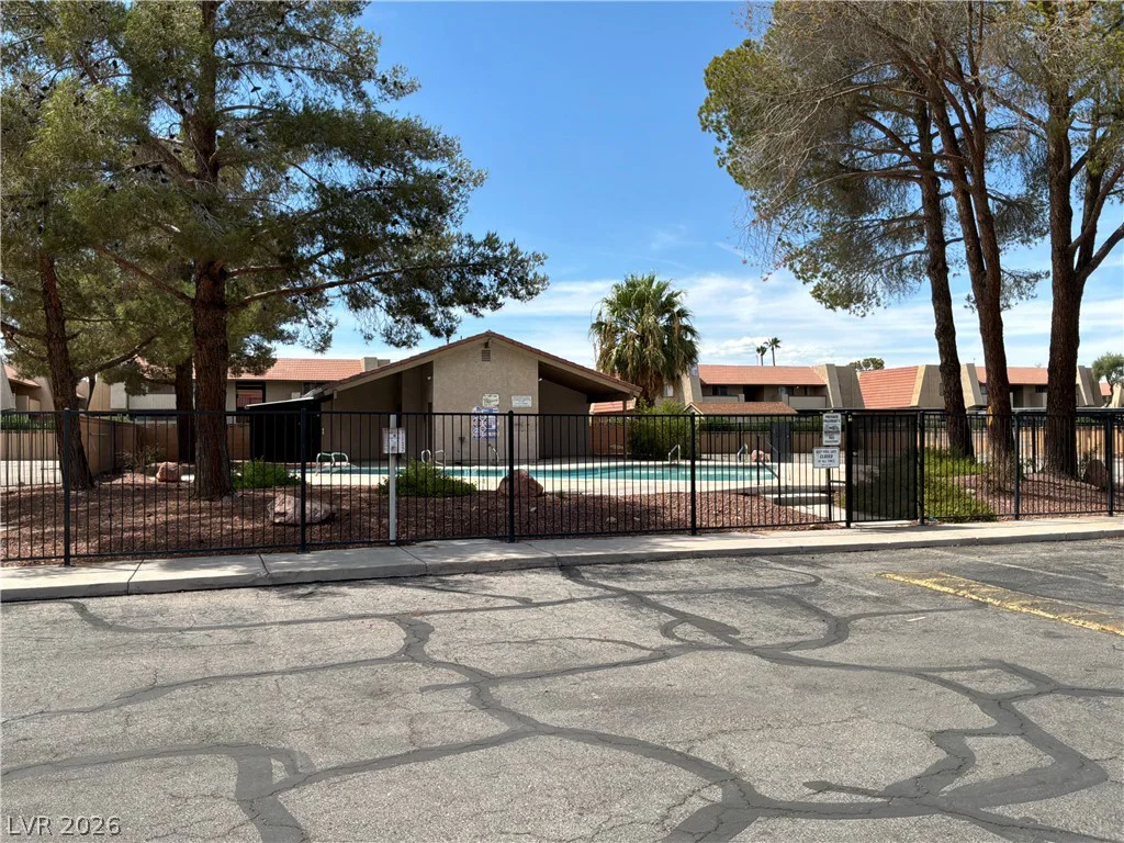 4195 Mississippi, Las Vegas, NV 89103