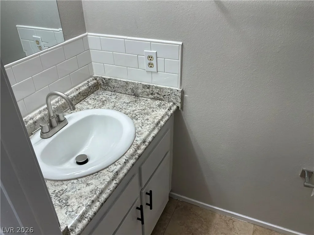 4195 Mississippi, Las Vegas, NV 89103