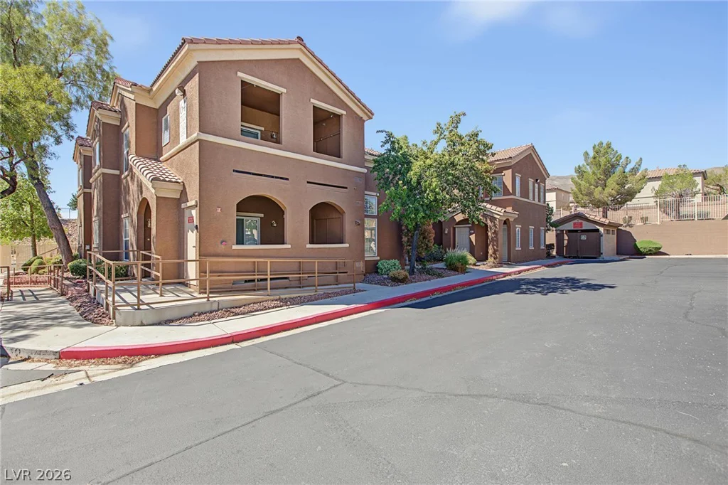 10291 Delta View, Las Vegas, NV 89129