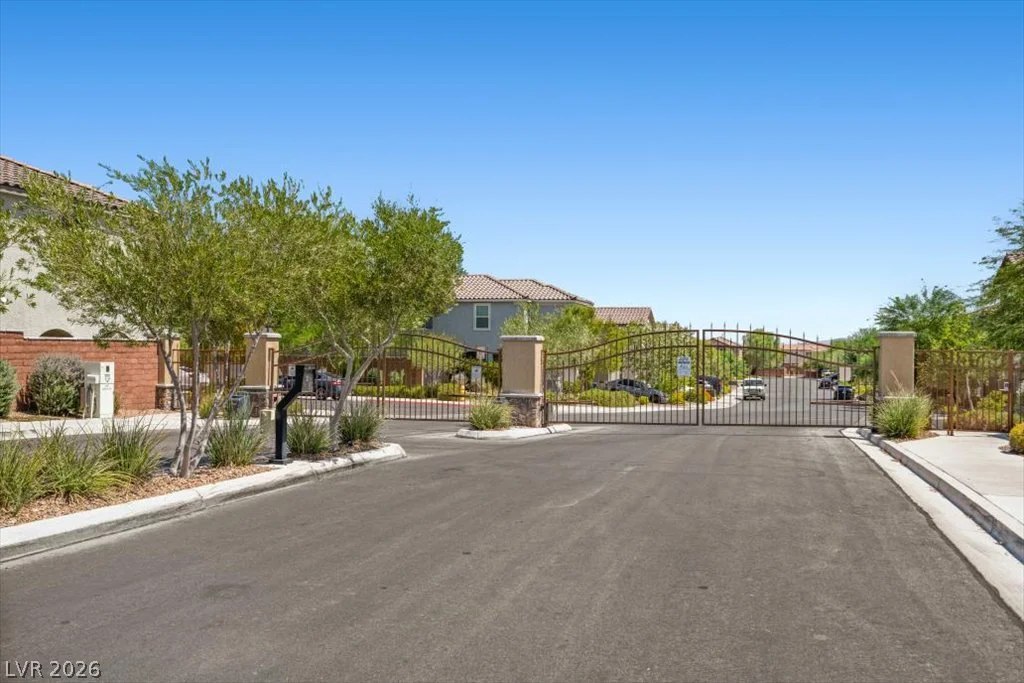 10028 Barbellino, Las Vegas, NV 89178