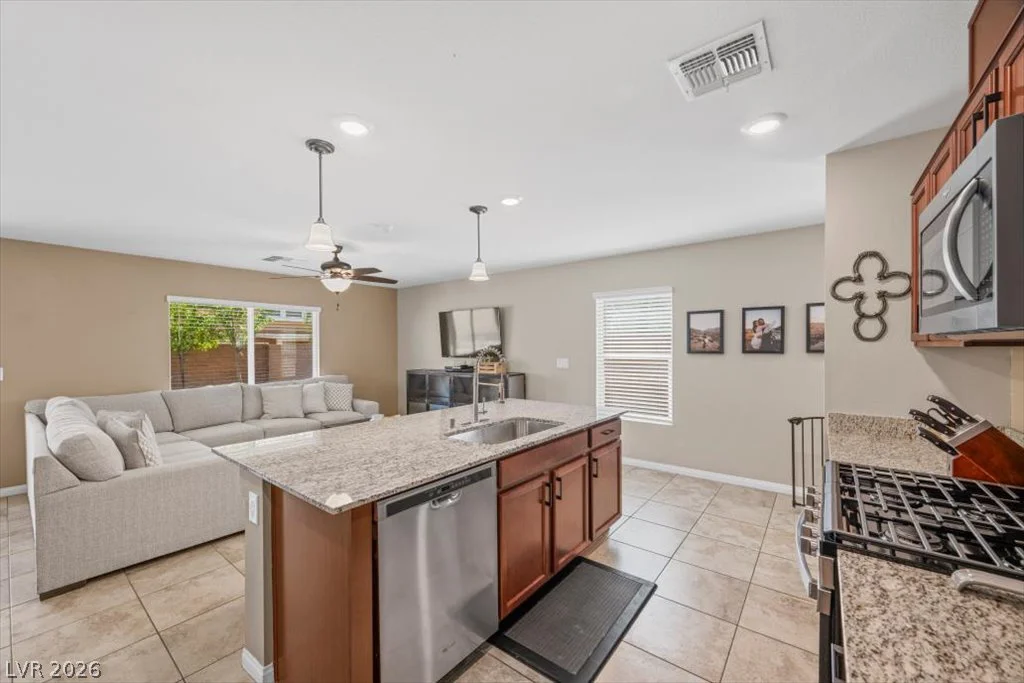 10028 Barbellino, Las Vegas, NV 89178