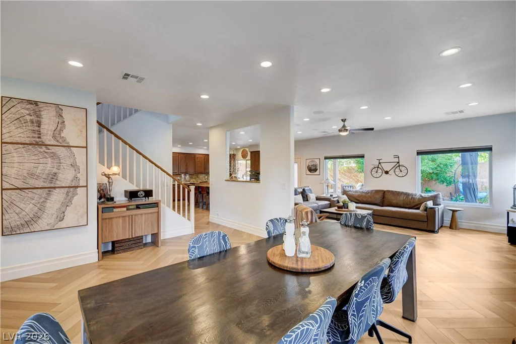 10612 Royal Willow, Las Vegas, NV 89144