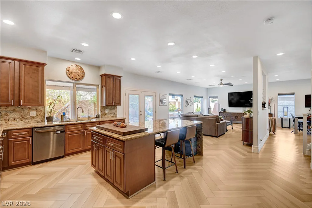 10612 Royal Willow, Las Vegas, NV 89144