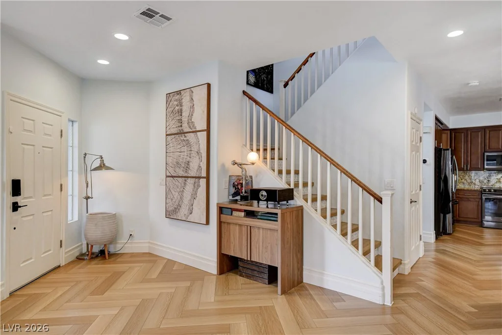 10612 Royal Willow, Las Vegas, NV 89144