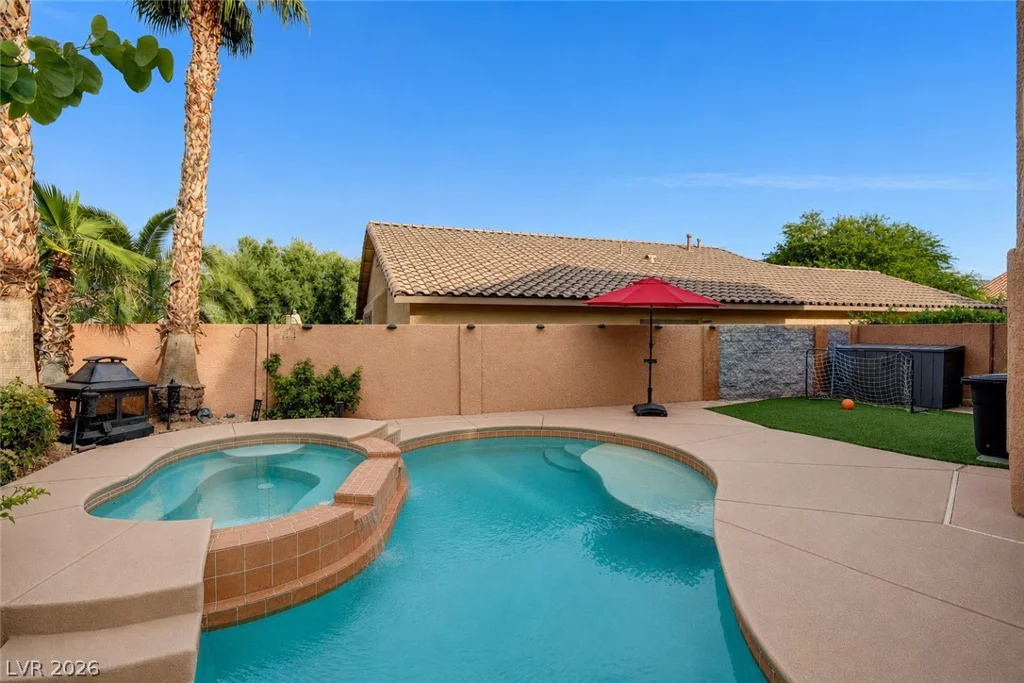 10612 Royal Willow, Las Vegas, NV 89144