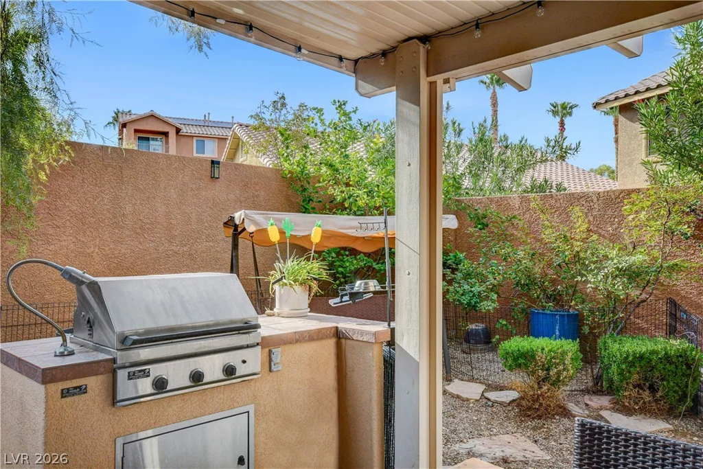 10612 Royal Willow, Las Vegas, NV 89144