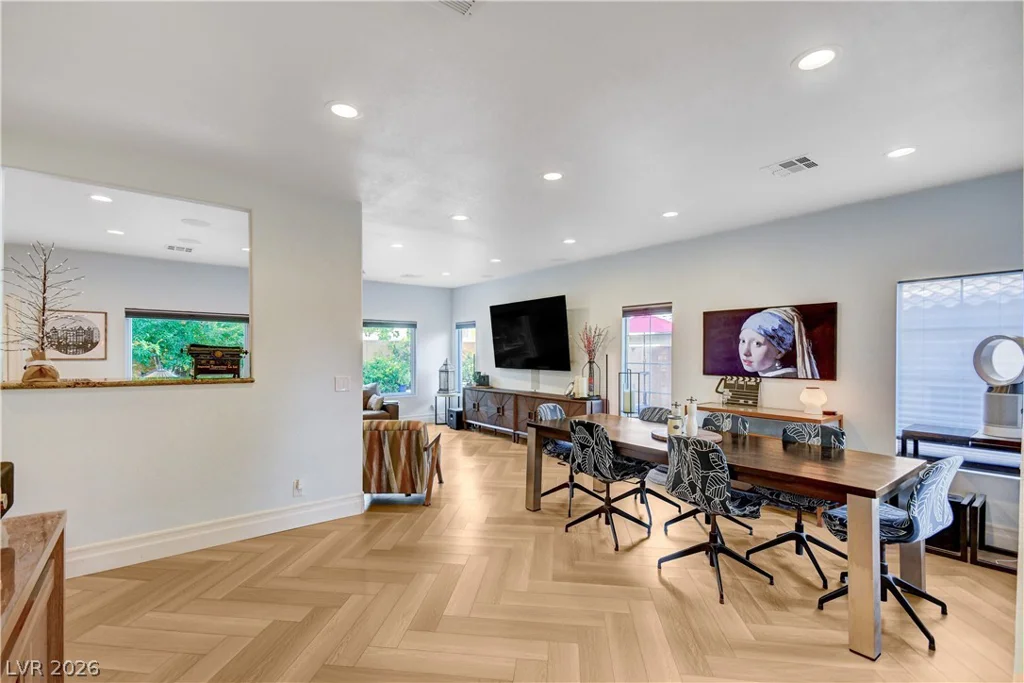 10612 Royal Willow, Las Vegas, NV 89144