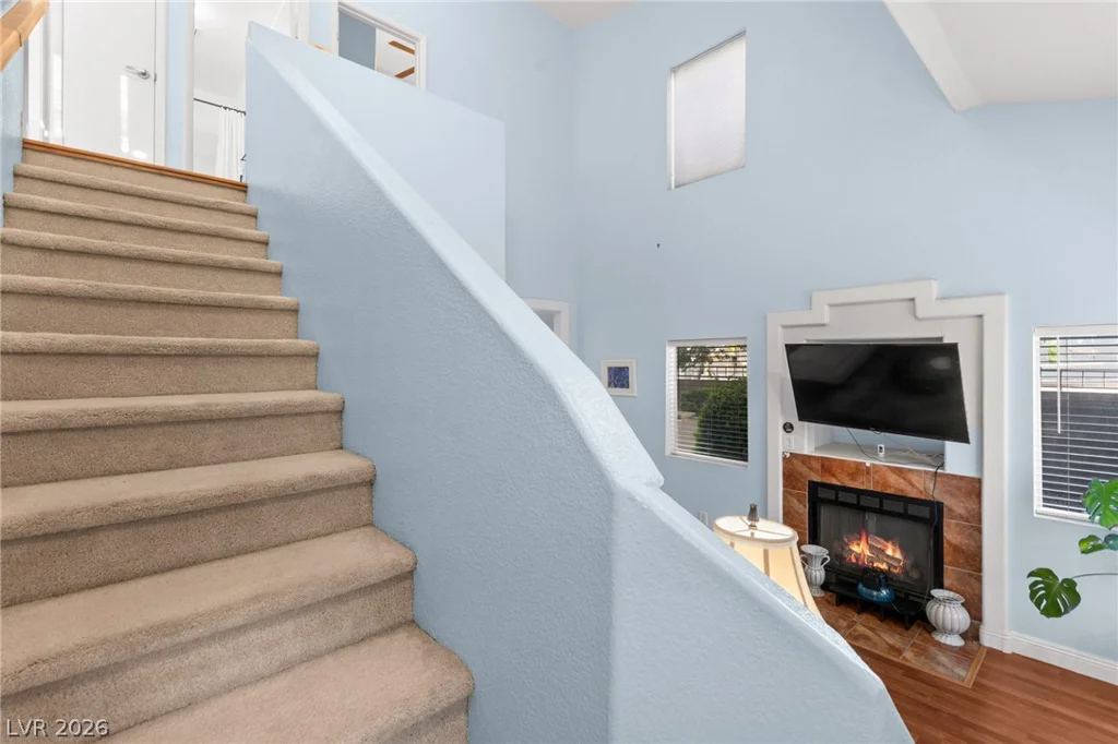 6905 Coral Rock, Las Vegas, NV 89108