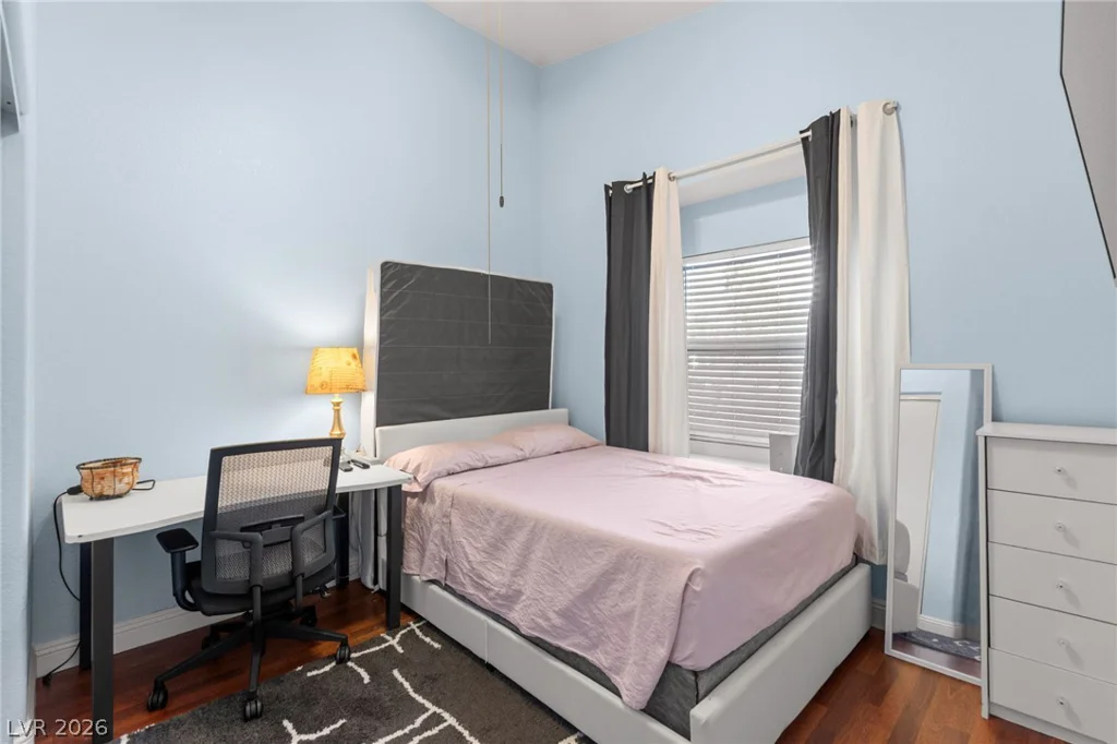 6905 Coral Rock, Las Vegas, NV 89108