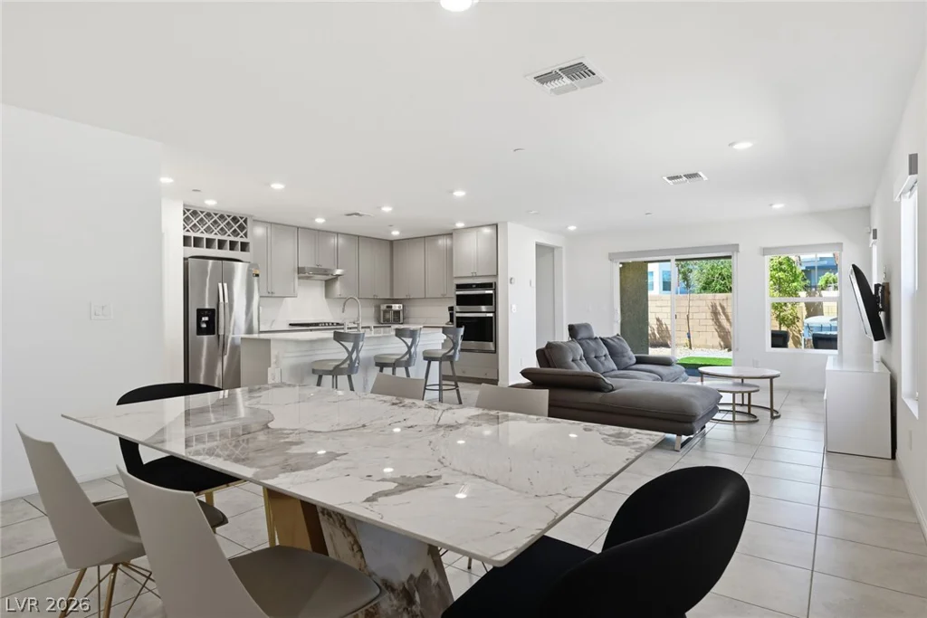 8370 Vinamala, Las Vegas, NV 89149