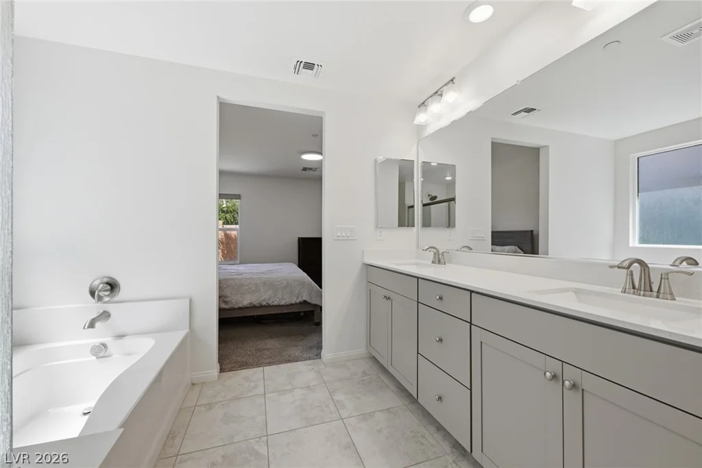 8370 Vinamala, Las Vegas, NV 89149
