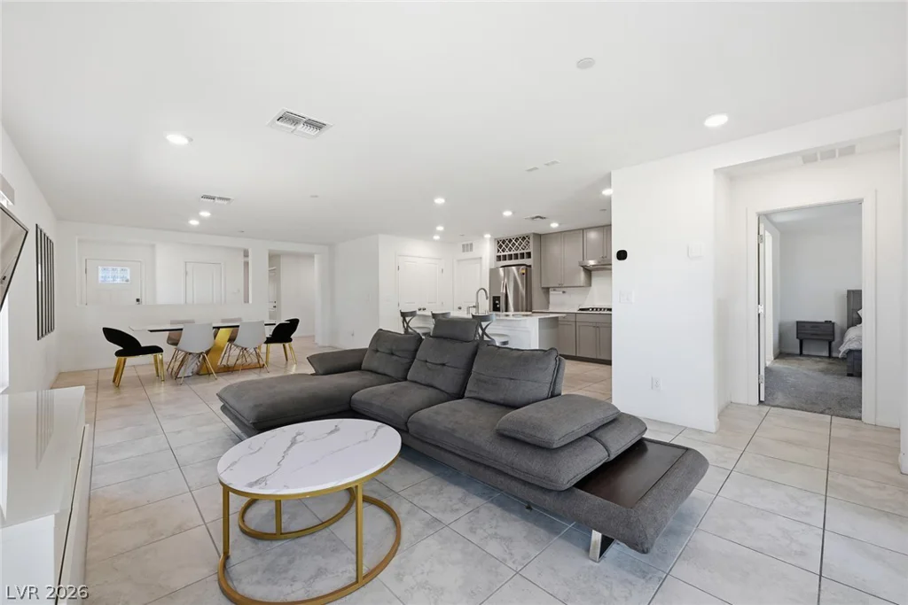 8370 Vinamala, Las Vegas, NV 89149