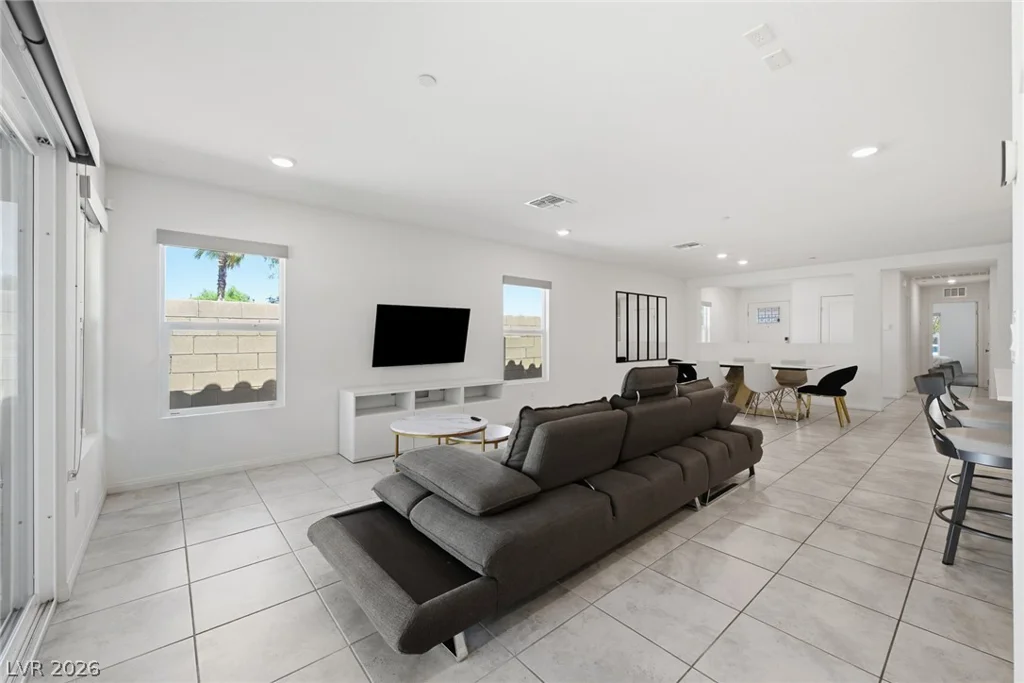 8370 Vinamala, Las Vegas, NV 89149