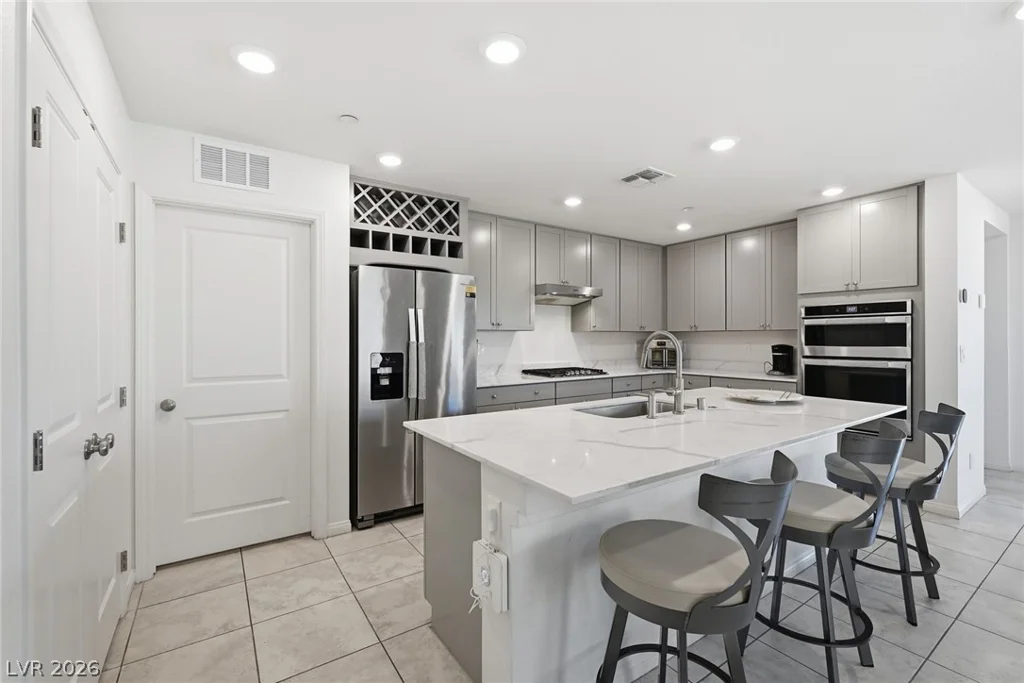 8370 Vinamala, Las Vegas, NV 89149