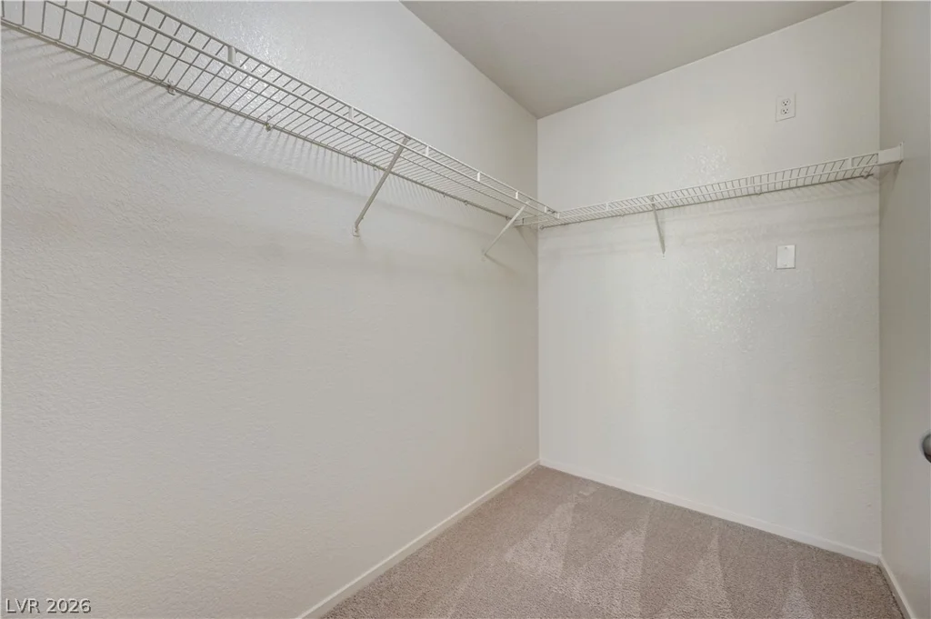 1908 Desert Falls, Las Vegas, NV 89128