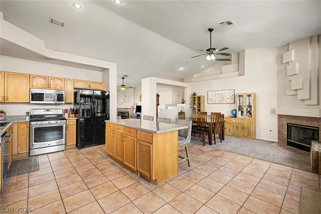 7632 Twisted Pine, Las Vegas, NV 89131