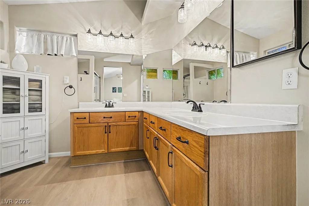 7632 Twisted Pine, Las Vegas, NV 89131
