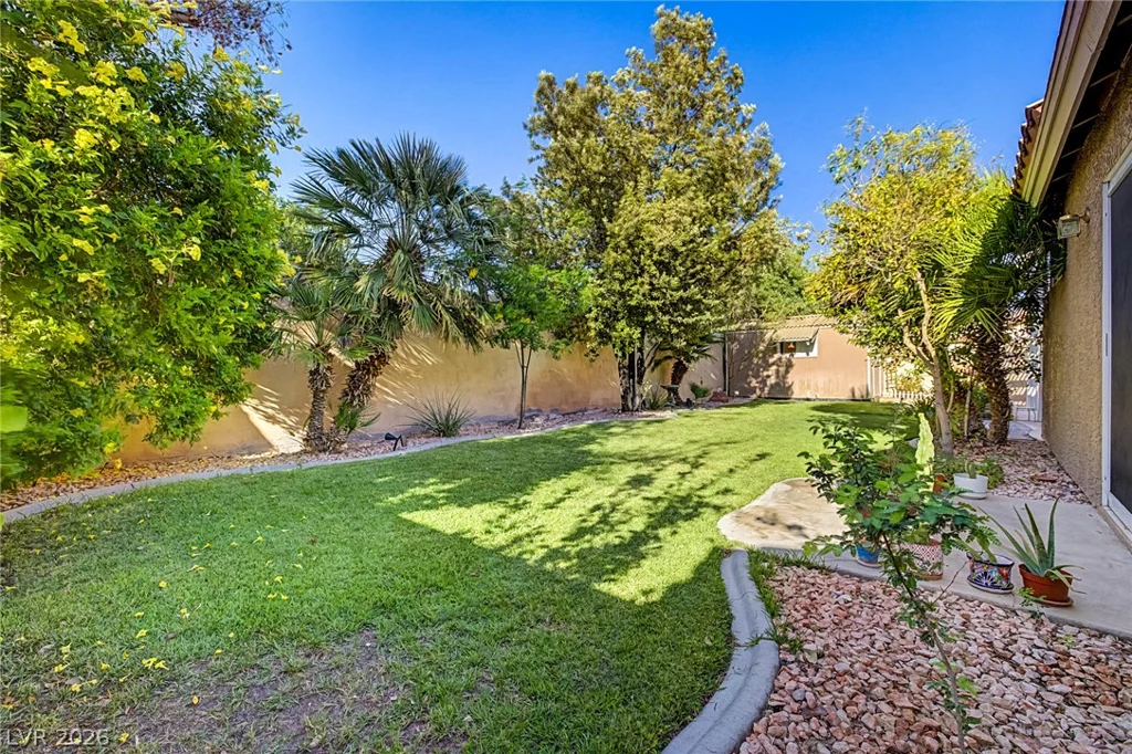 7632 Twisted Pine, Las Vegas, NV 89131