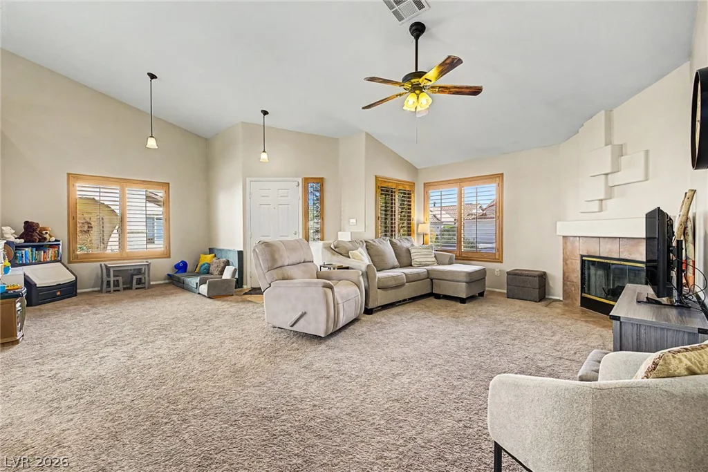 7632 Twisted Pine, Las Vegas, NV 89131