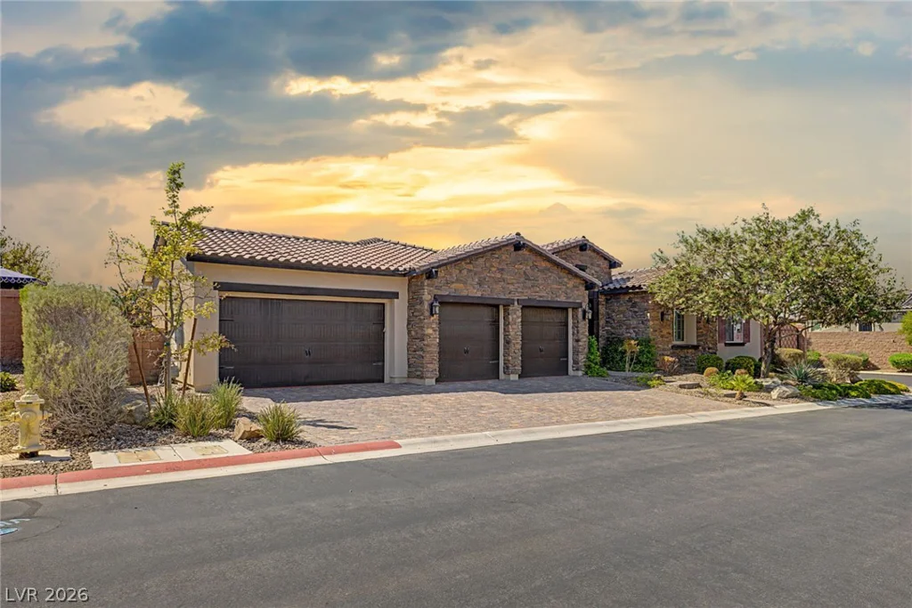 8351 Agave Bloom, Las Vegas, NV 89131