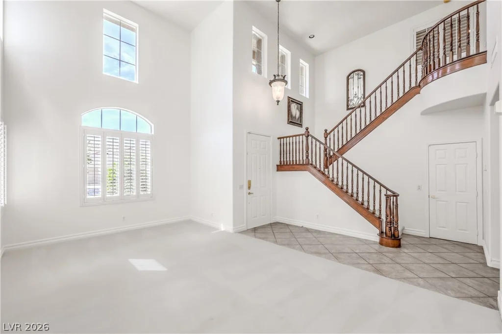10260 Rarity, Las Vegas, NV 89135
