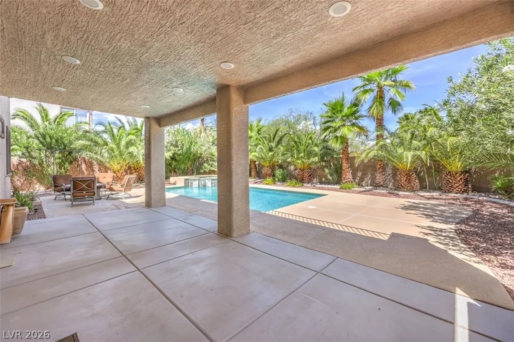 10260 Rarity, Las Vegas, NV 89135