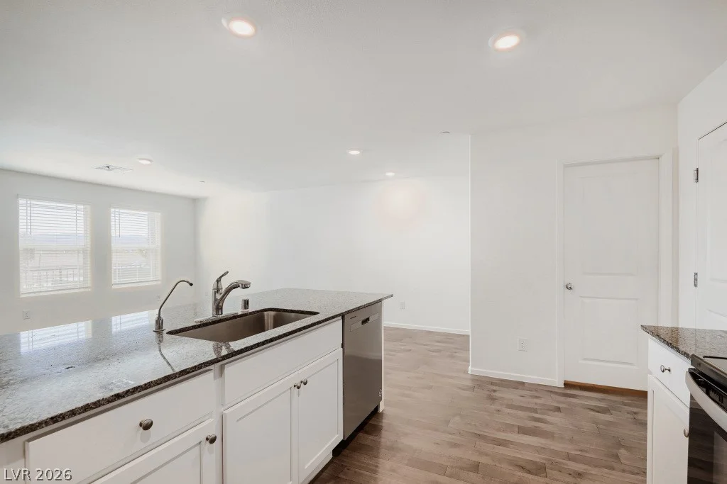 1144 Scarlet Sparrow, Henderson, NV 89011