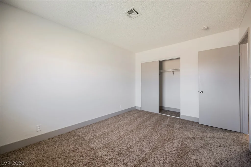 2705 Valparaiso, Las Vegas, NV 89108
