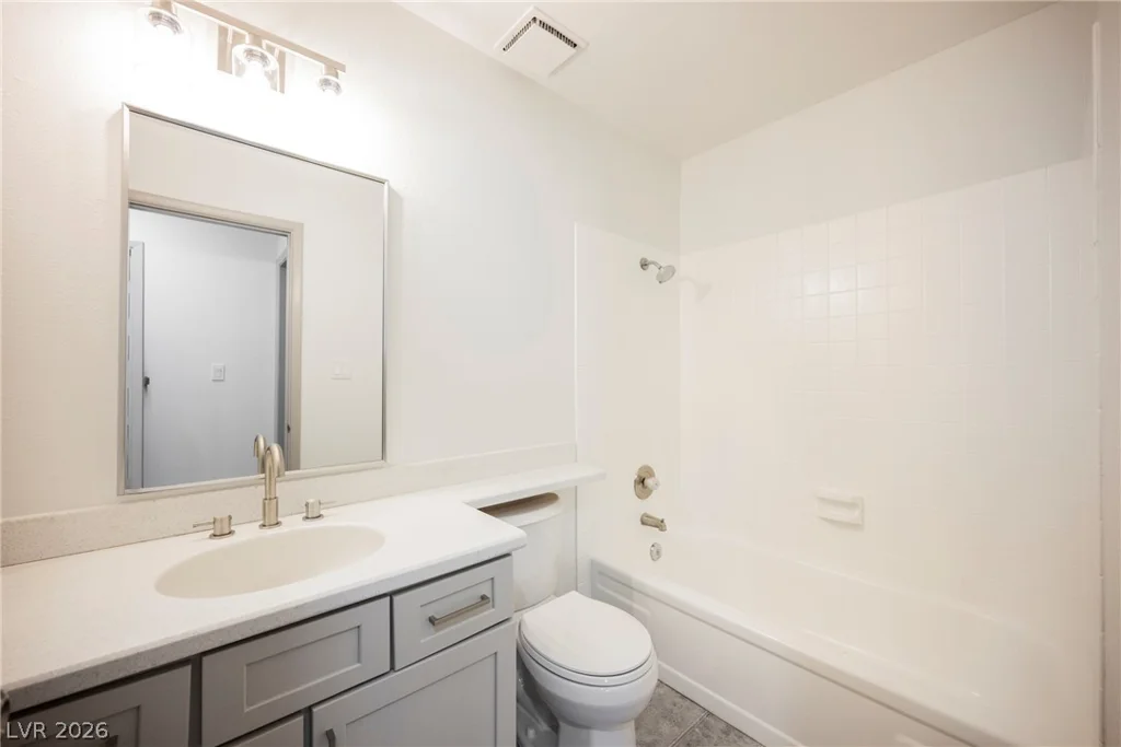 2705 Valparaiso, Las Vegas, NV 89108