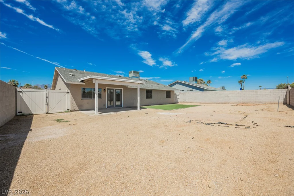 2705 Valparaiso, Las Vegas, NV 89108