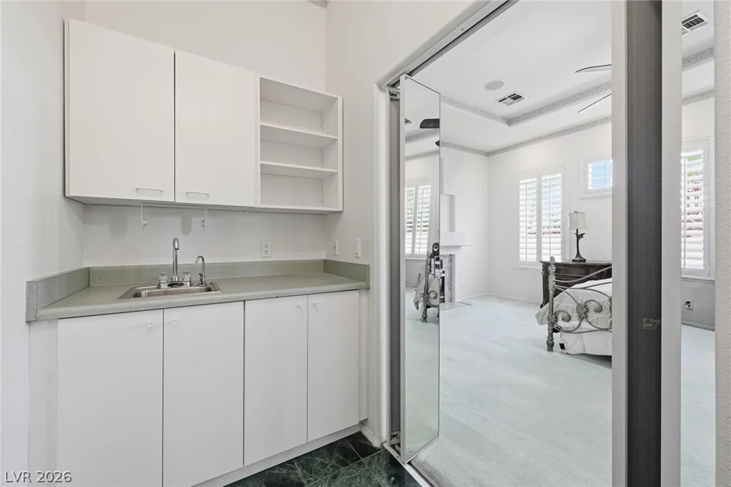 2212 Chatsworth, Henderson, NV 89074
