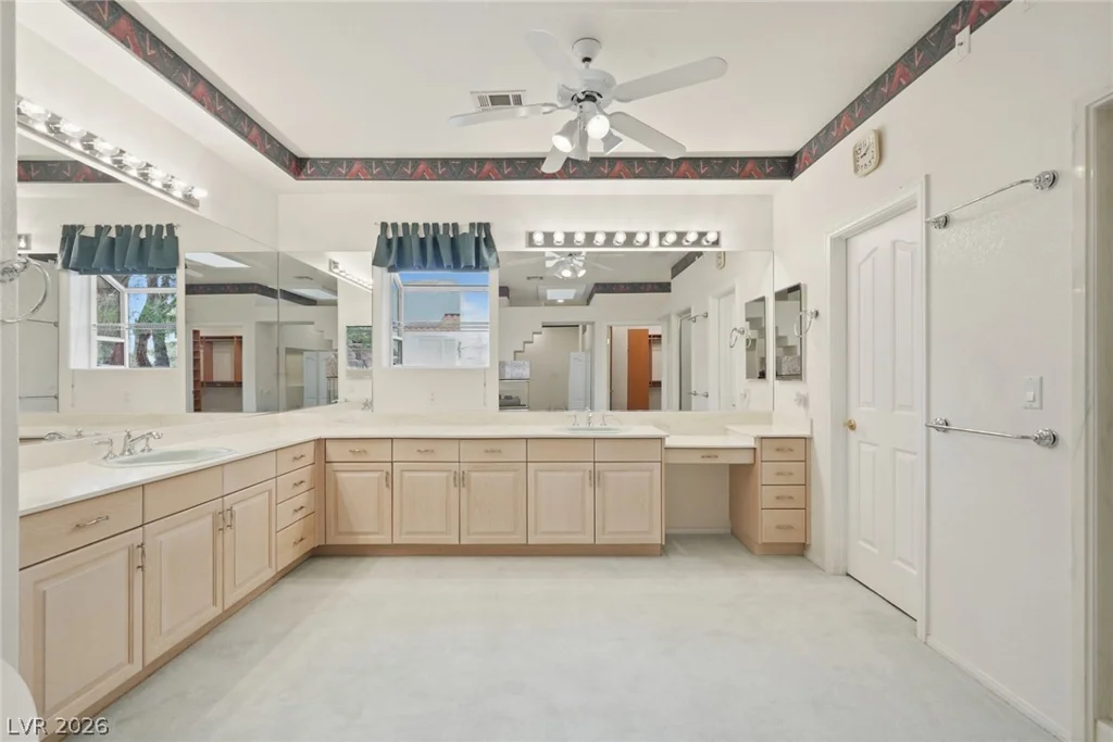 2212 Chatsworth, Henderson, NV 89074